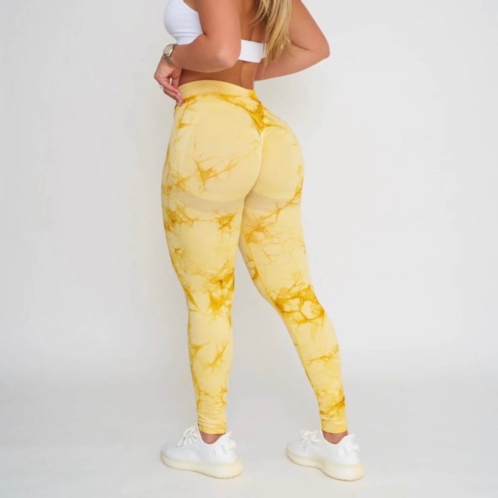 Pchee Bum Marble Print High Rise Scrunch Leggings